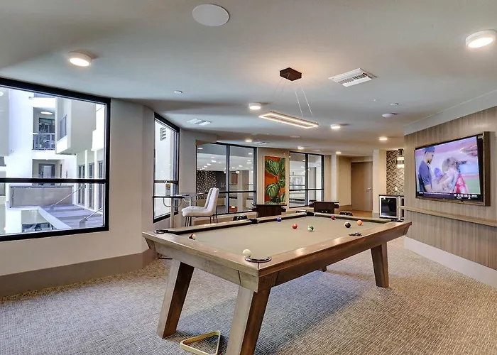Heated Pool Near Tpc Courtyard View Apartment Scottsdale